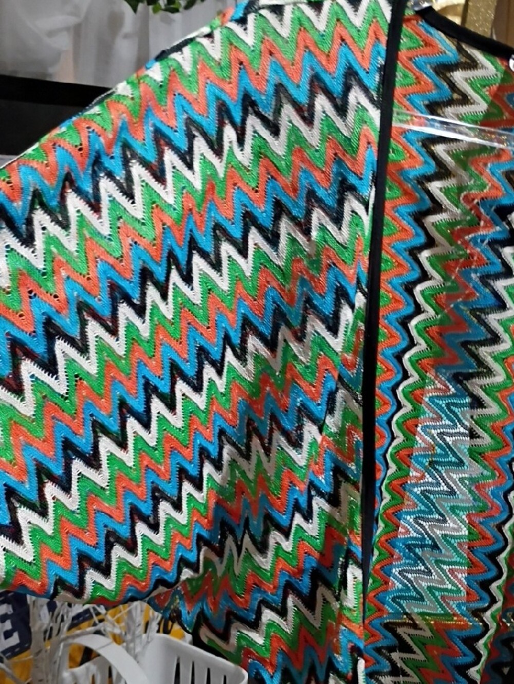tentree Multicolor Zigzag Open-Front Tunic with Black Trim - Picture 3 of 5